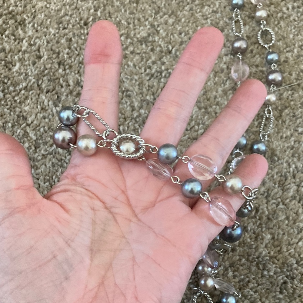 Chic Pink and Silver Beaded Necklace - Picture 4 of 4